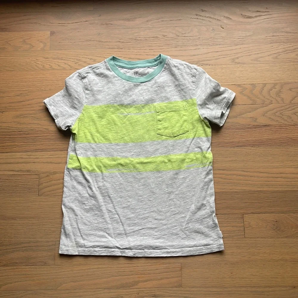 Tee - Picture 1 of 4